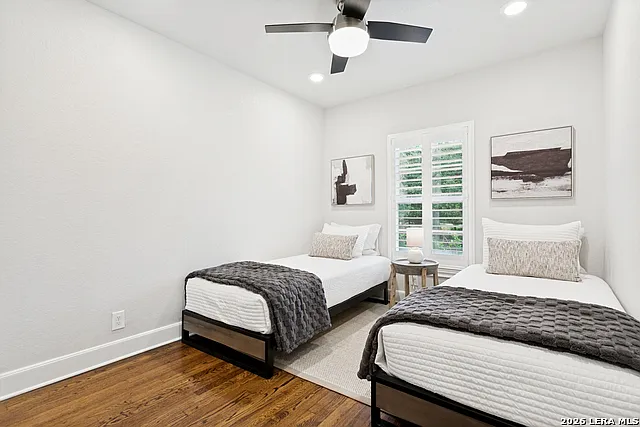 488 E Olmos Dr #3 — Photo 13