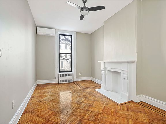 4th image of 179 Macdonough St #1
