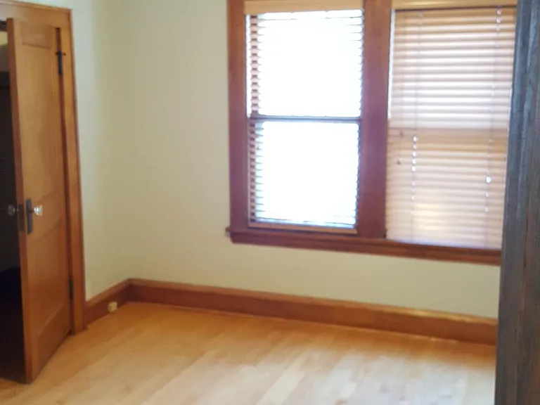 4409 Nokomis Ave — Photo 6
