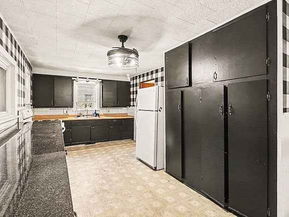 5th image of 263 10th St