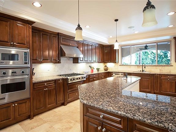 3rd image of 14339 Valley Vista Blvd