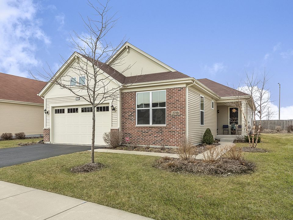1st image of 2719 Northmoor Dr