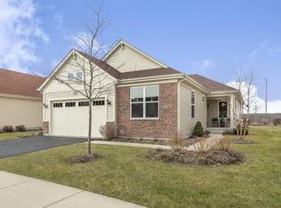 2719 Northmoor Dr, Naperville, IL 60564