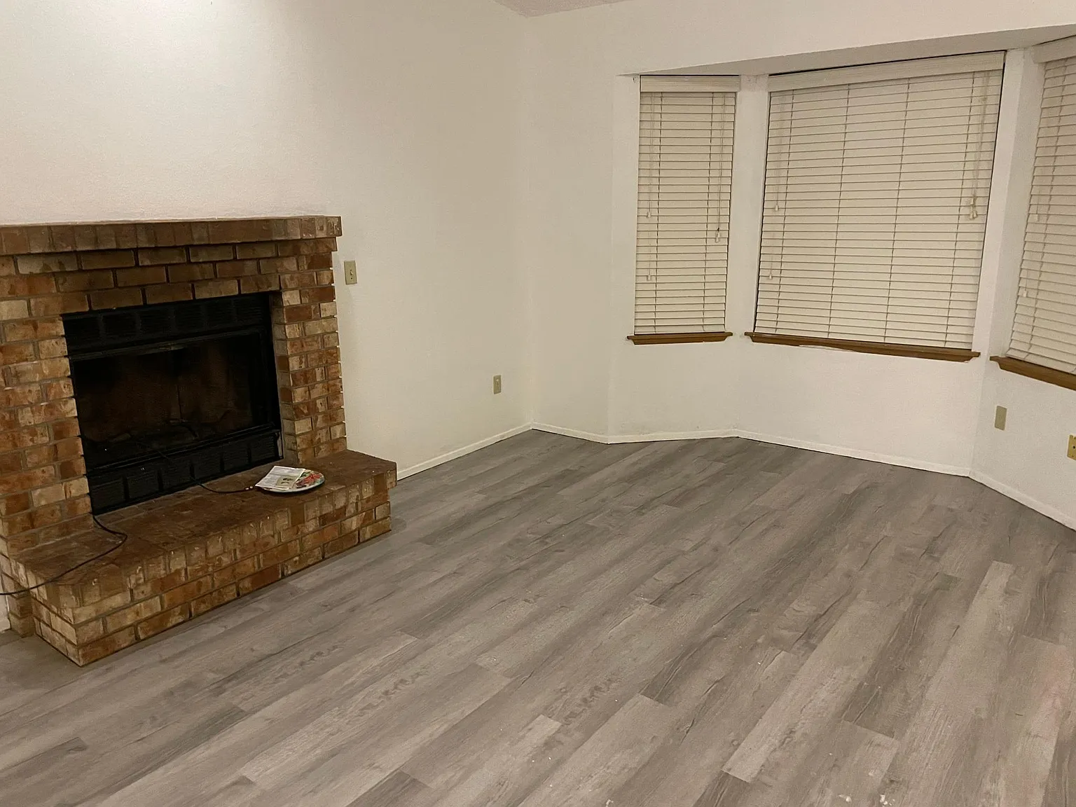 2 bed, 875 sqft, $1,650 — Photo 3