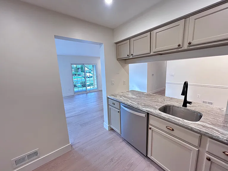203A Saxony Dr — Photo 9