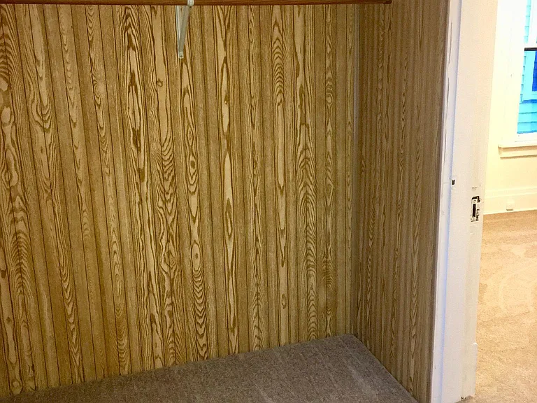Walk-in closet
