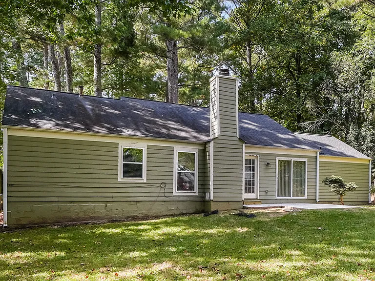462 Sherwood Cir — Photo 15
