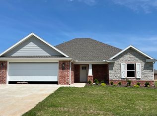 1036 Trailwood St, Springdale, AR 72762