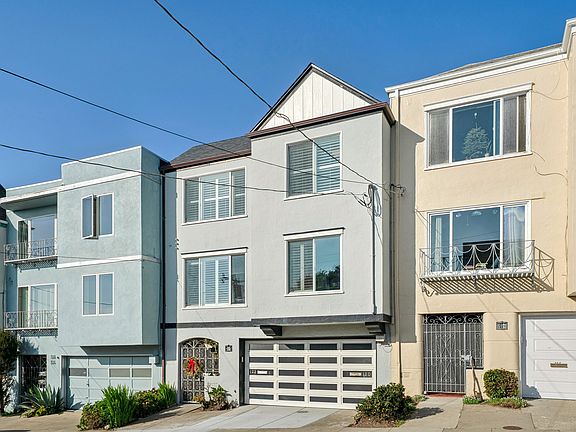 2nd image of 120 Seal Rock Dr #122