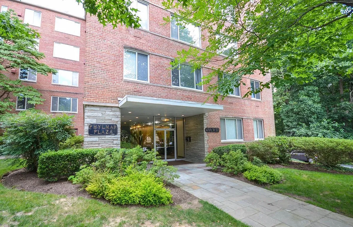 Building Photo - 4100 W St NW #410