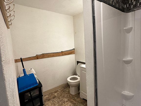 4th image of 1617 118th St S #B