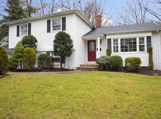 275 Hawk Rdg, Mountainside, NJ 07092