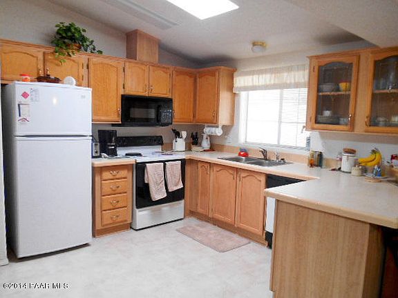 3rd image of 9224 E Whipsaw Ln