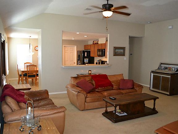 3rd image of 18647 S Wimbledon Dr
