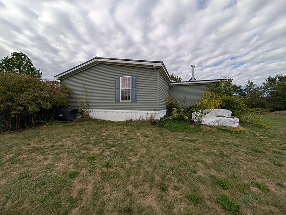 3rd image of 714 Cook Road