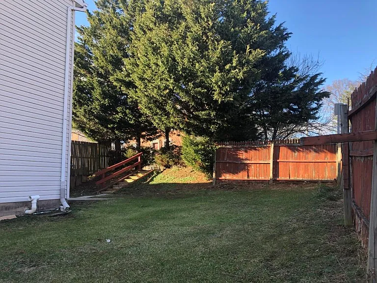 835 E King St #835 — Photo 35