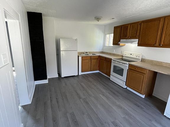 5th image of 648 Hamilton Ave #1