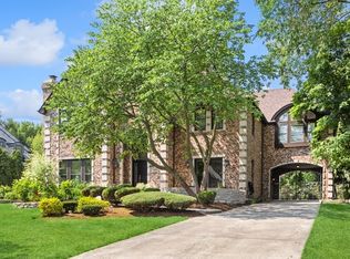 950 Taft Rd, Hinsdale, IL 60521