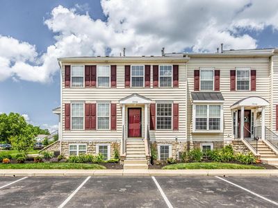 7046 Monarchos Dr, New Albany, OH, 43054