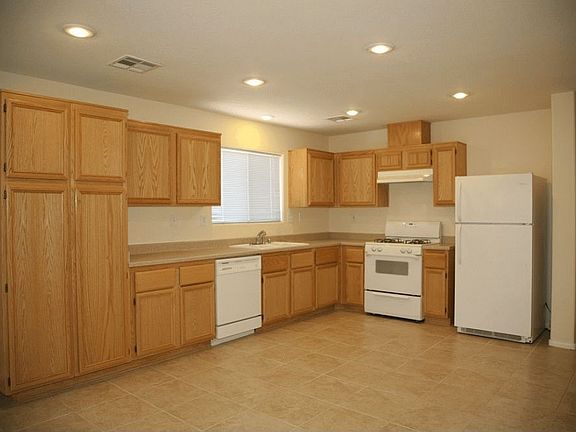 Kitchen Large open floor plan
