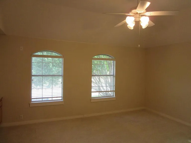 3908 Michael Neill Dr — Photo 20
