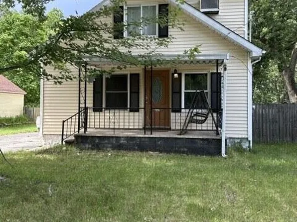 1612 Hillcrest St, Lansing, MI 48910