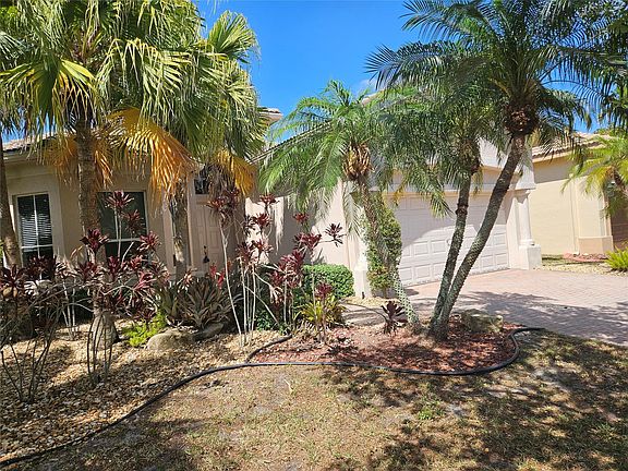 3rd image of 11655 NW 71st Place