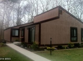 2247 Sanibel Dr, Reston, VA 20191