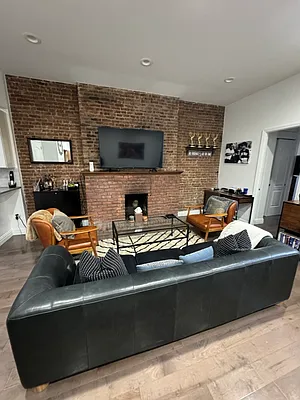 Rented by CNYC Apartments | media 2