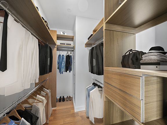 4th image of 605 W 42nd St APT 62X