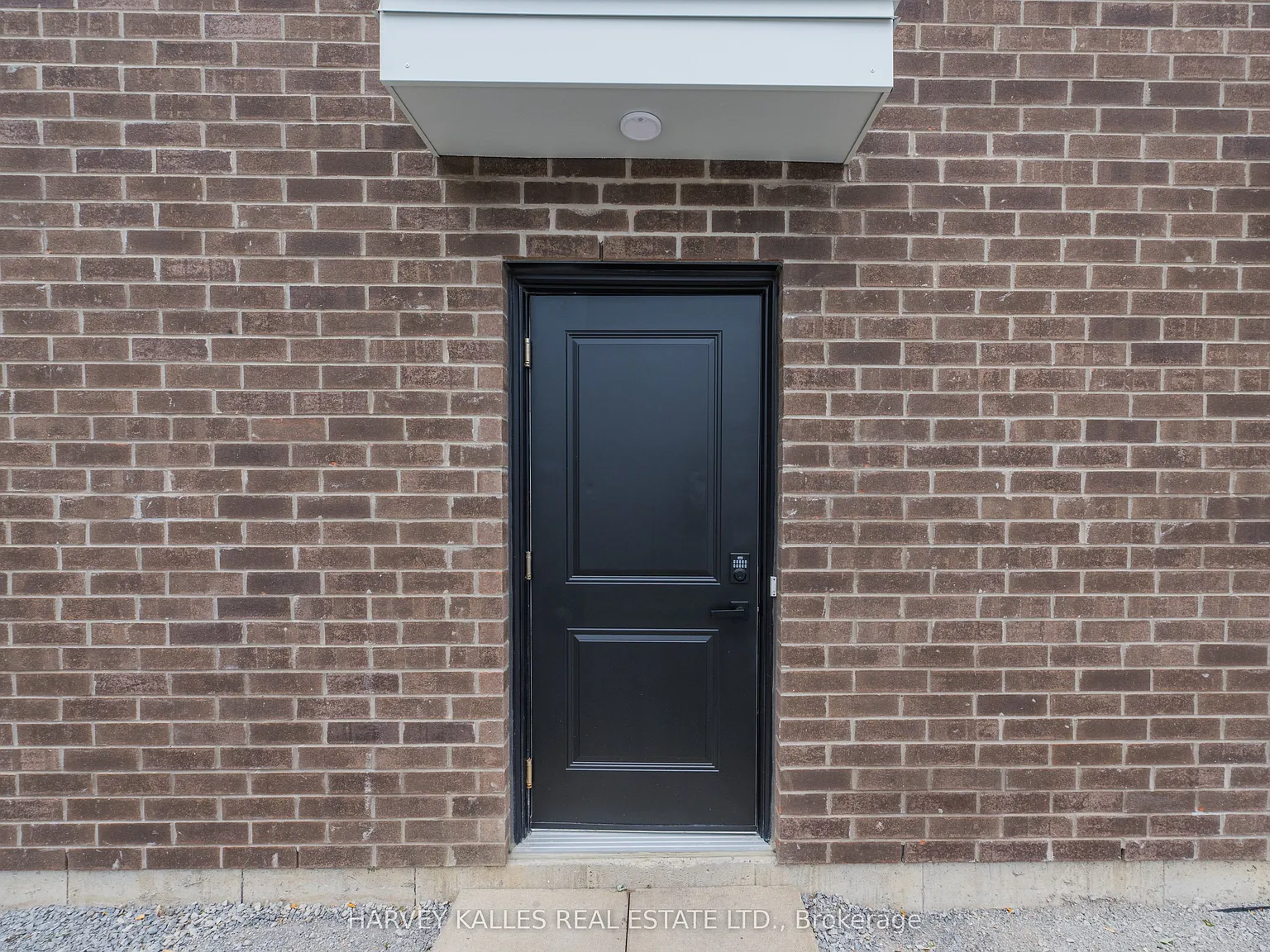 2 bed, $3,200 — Photo 3