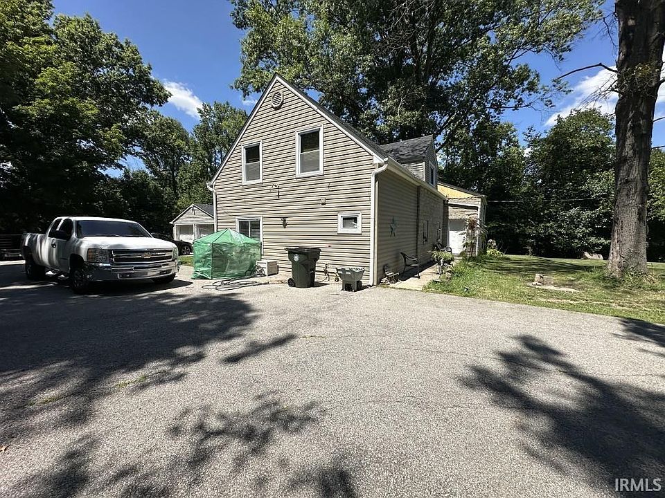 1st image of 1705 Graybrook Ln