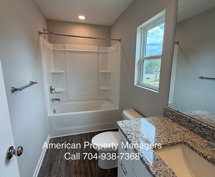504 N Broad St — Photo 5