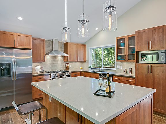 2nd image of 22023 SE 33rd St