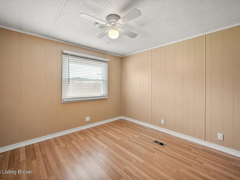 6027 Highliner Dr — Photo 9