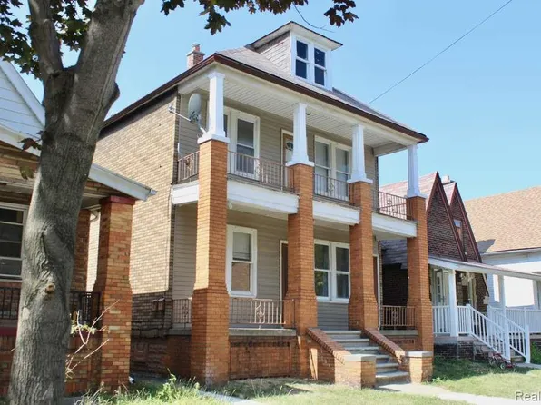 11355 Saint Aubin St, Hamtramck, MI 48212