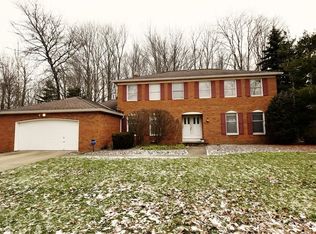5517 Clarendon Dr, Solon, OH 44139