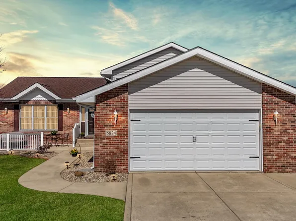 5824 Arrowhead Ct, Schererville, IN 46375