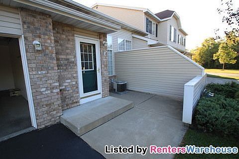 2nd image of 8709 Hastings Ct NE