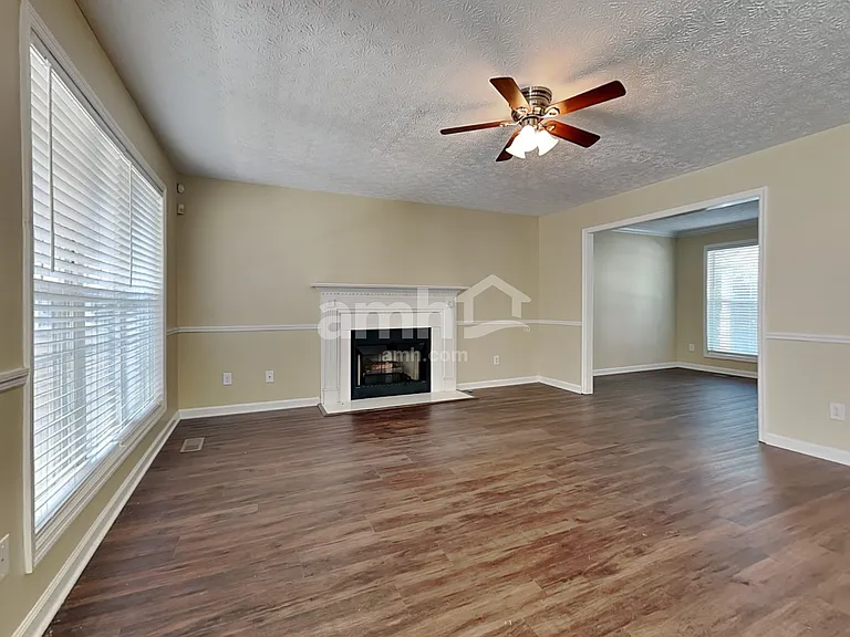 7633 Callow Cove Ln — Photo 10
