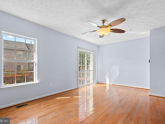 2nd image of 3245 Halcyon Ct