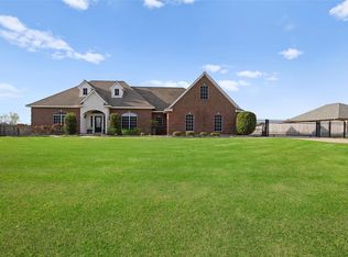4426 Majestic Dr, Cove, TX 77523
