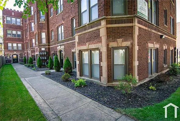 7927 S Marquette Ave #G