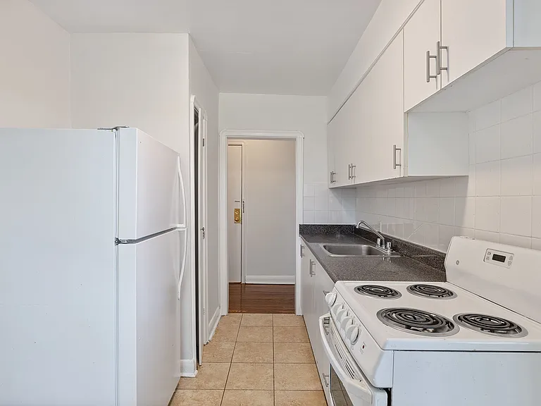 4 Folcroft Ave — Photo 17