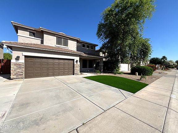 2nd image of 3226 N 126th Dr