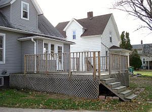 5th image of 839 E 1st St