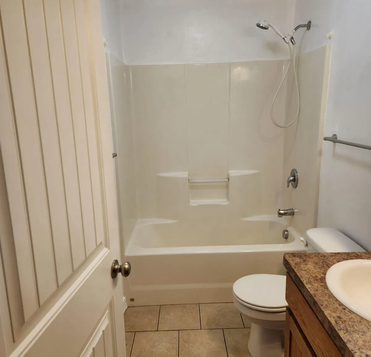 164 Saint Clair Rd — Photo 4