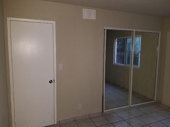 5th image of 367 W 10th St #2
