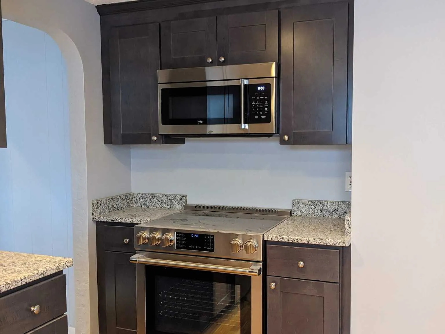 3 bed, $3,795 — Photo 4