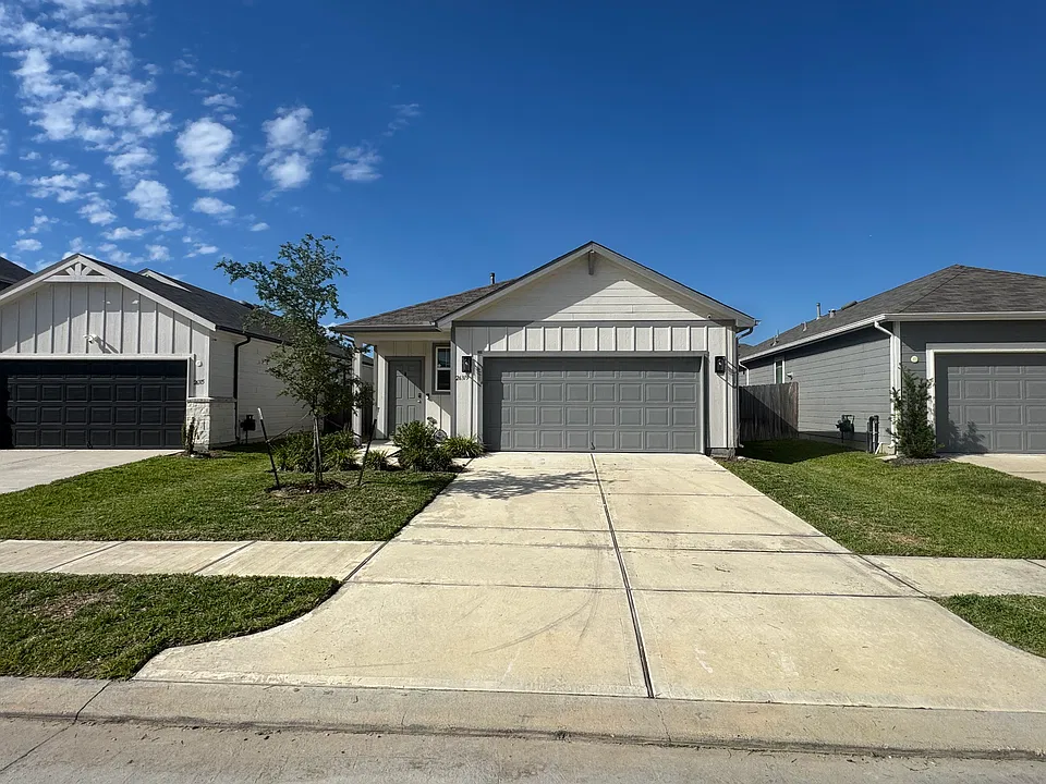 26319 Cedar Sedge Dr